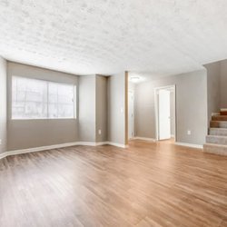 bedroom at Riverdale Reserve, located in College Park, GA